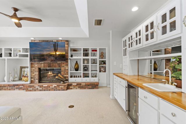 6234 N 4TH Drive, Phoenix, AZ 85013