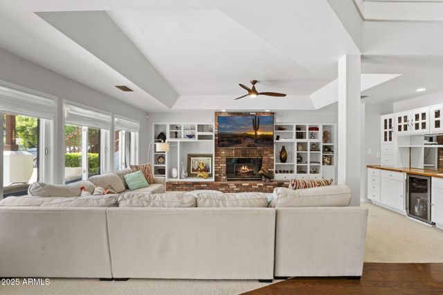 6234 N 4TH Drive, Phoenix, AZ 85013