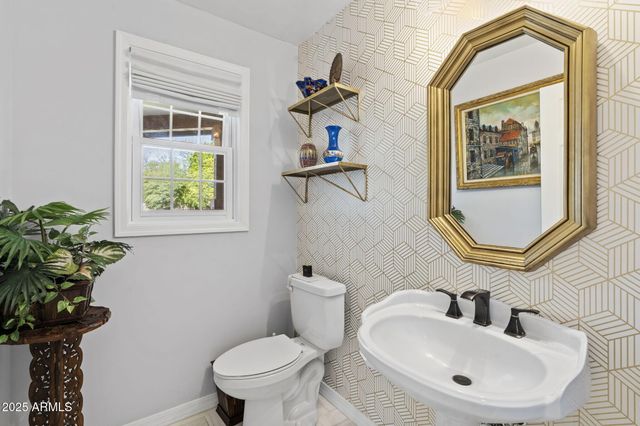 6234 N 4TH Drive, Phoenix, AZ 85013