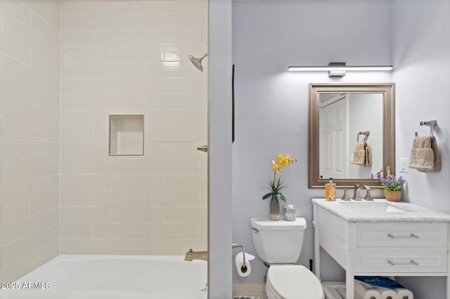 6234 N 4TH Drive, Phoenix, AZ 85013