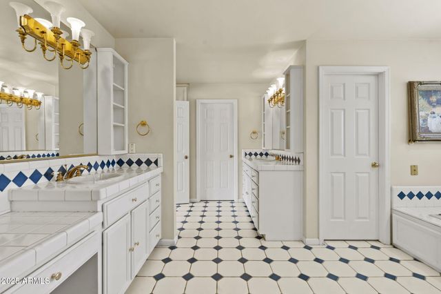 6234 N 4TH Drive, Phoenix, AZ 85013