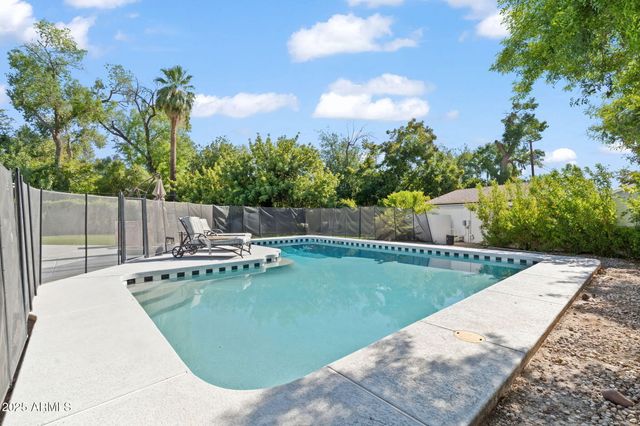 6234 N 4TH Drive, Phoenix, AZ 85013