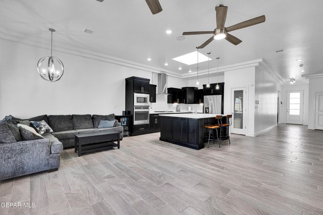 2809 TIERRA GARDEN Drive, El Paso, TX 79938