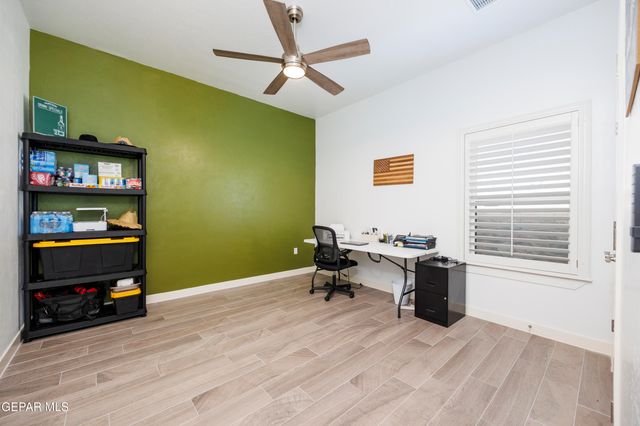 2809 TIERRA GARDEN Drive, El Paso, TX 79938