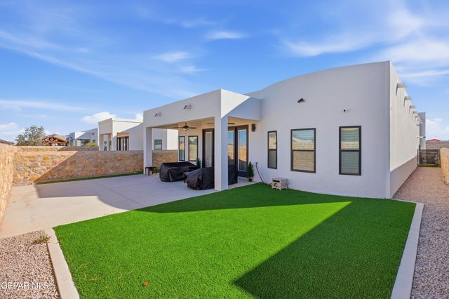 2809 TIERRA GARDEN Drive, El Paso, TX 79938