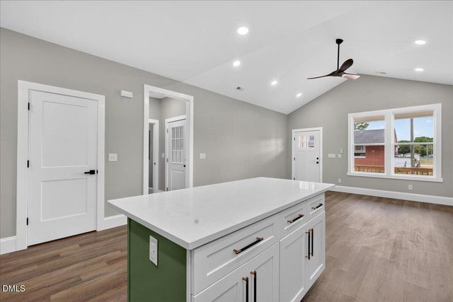 408 S Brevard Street, Selma, NC 27576