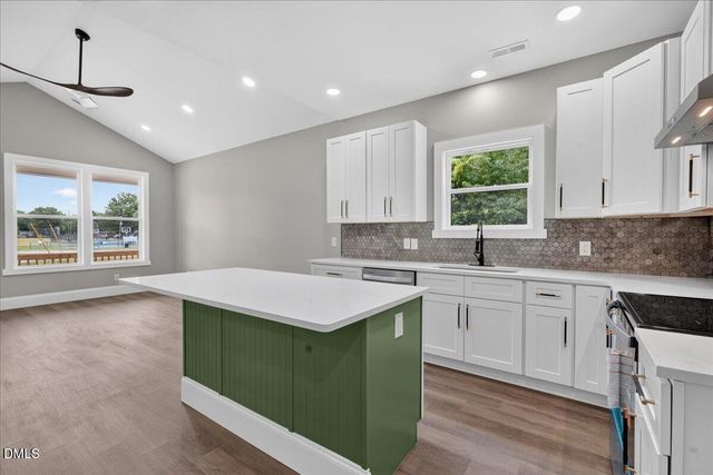 408 S Brevard Street, Selma, NC 27576