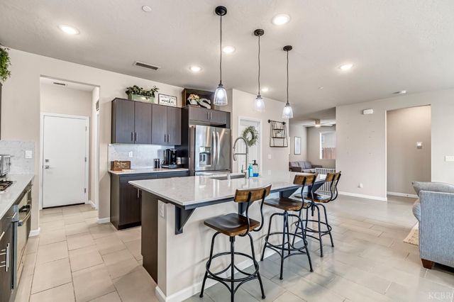 4158 Buckingham, Clovis, CA 93619
