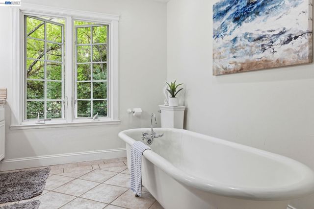 186 Belgian Drive, Danville, CA 94526