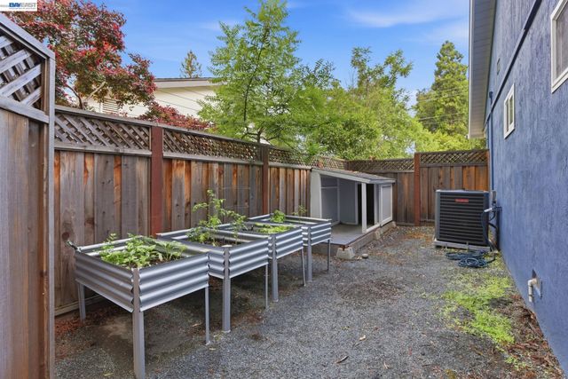 186 Belgian Drive, Danville, CA 94526