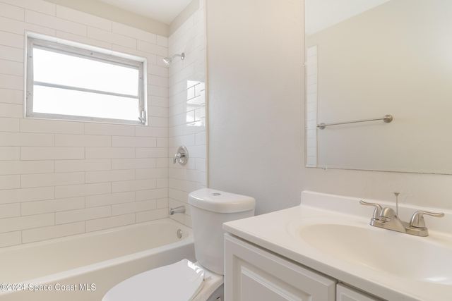 1035 Country Club Boulevard, Titusville, FL 32780