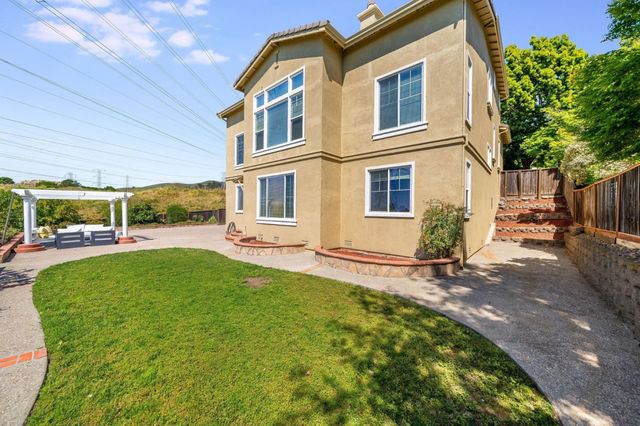 44061 Linda Vista Road, Fremont, CA 94539