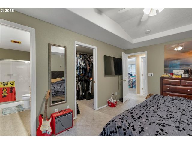 4233 HEAVENS Way S, Salem, OR 97302