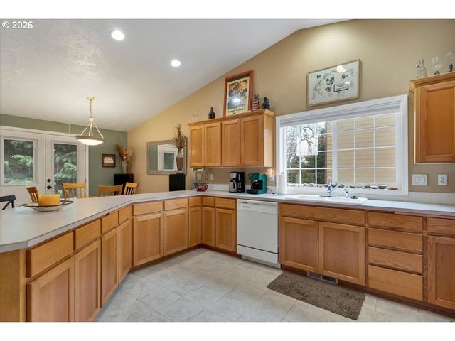 4233 HEAVENS Way S, Salem, OR 97302