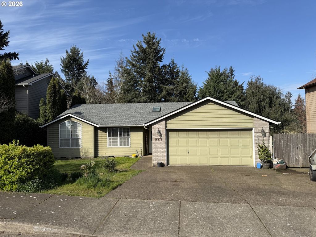4233 HEAVENS Way S, Salem, OR 97302