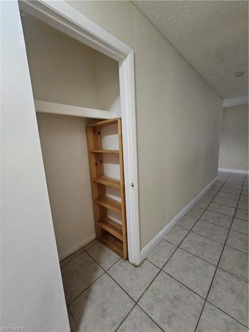 423 Morgan CIR S, Lehigh Acres, FL 33936