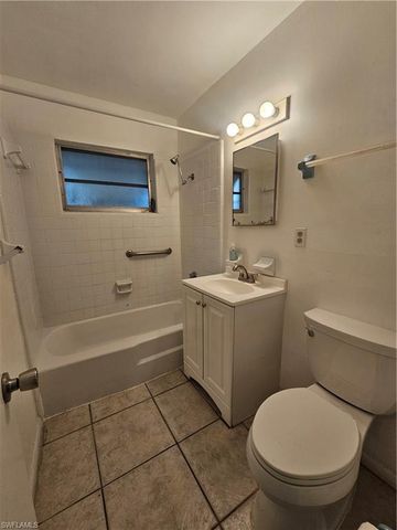 423 Morgan CIR S, Lehigh Acres, FL 33936