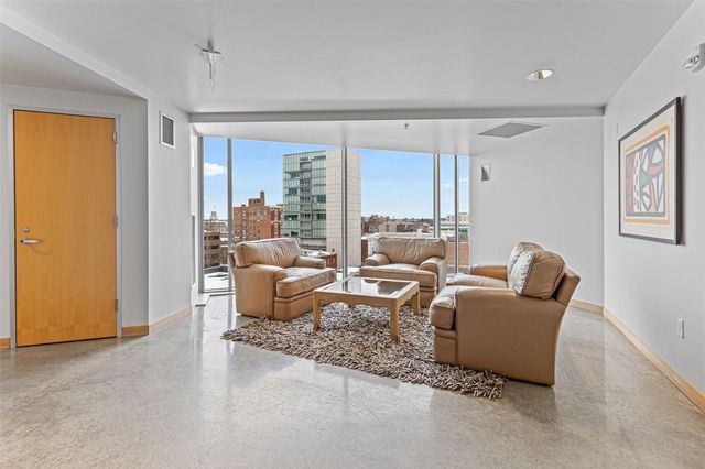 221 E College Street 703, Iowa City, IA 52240