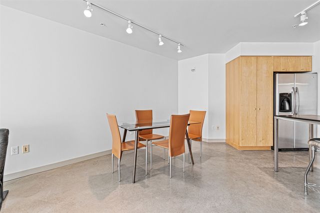 221 E College Street 703, Iowa City, IA 52240