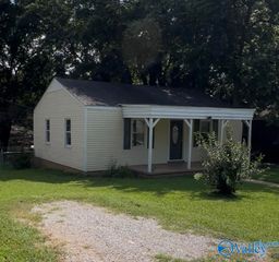 207 Richmond Drive, Huntsville, AL 35811