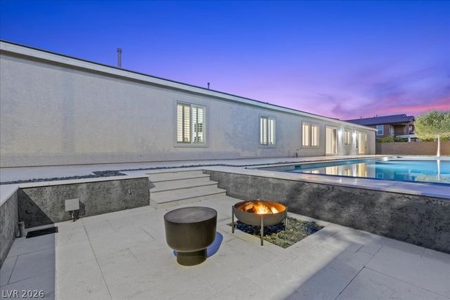 4967 Enchanted View Street, Las Vegas, NV 89149