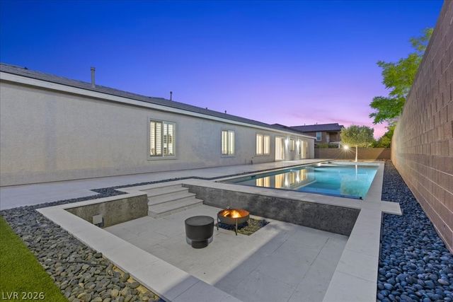 4967 Enchanted View Street, Las Vegas, NV 89149