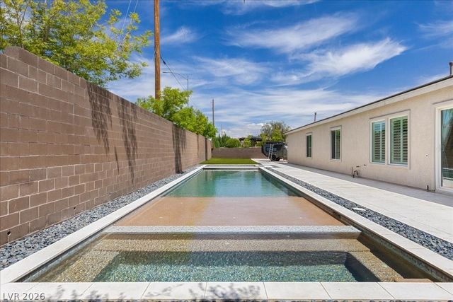 4967 Enchanted View Street, Las Vegas, NV 89149