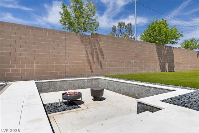 4967 Enchanted View Street, Las Vegas, NV 89149