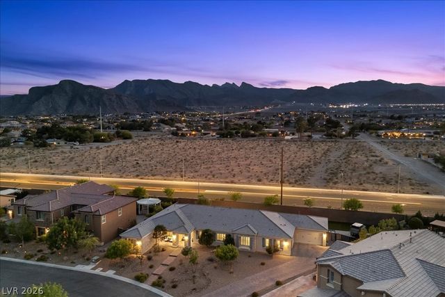 4967 Enchanted View Street, Las Vegas, NV 89149