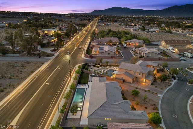 4967 Enchanted View Street, Las Vegas, NV 89149