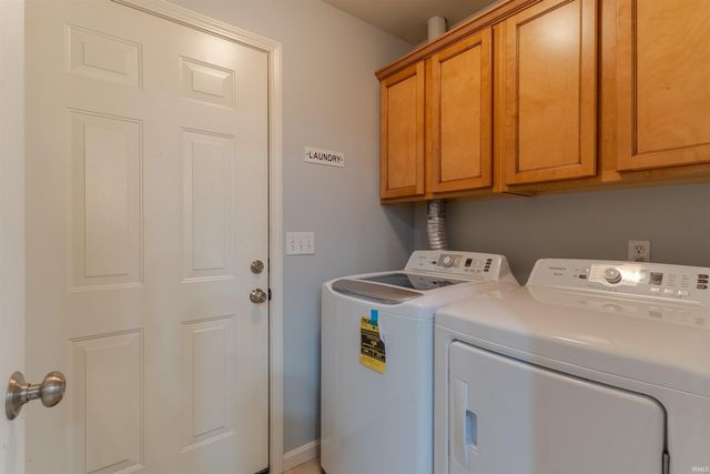 6127 Porterfield Drive, Evansville, IN 47711