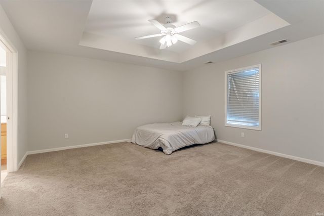 6127 Porterfield Drive, Evansville, IN 47711