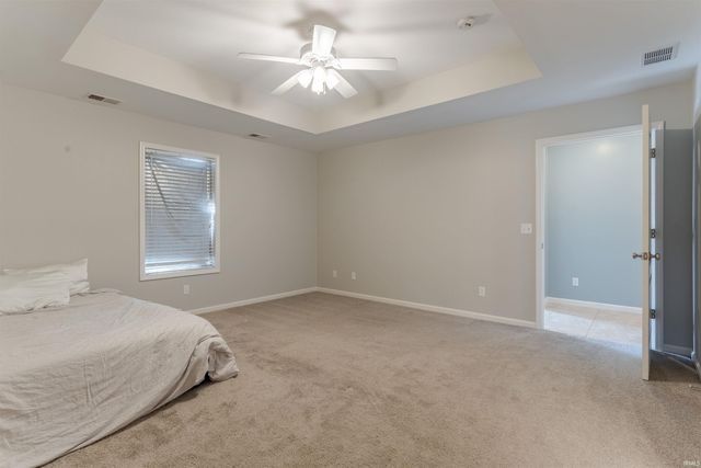 6127 Porterfield Drive, Evansville, IN 47711