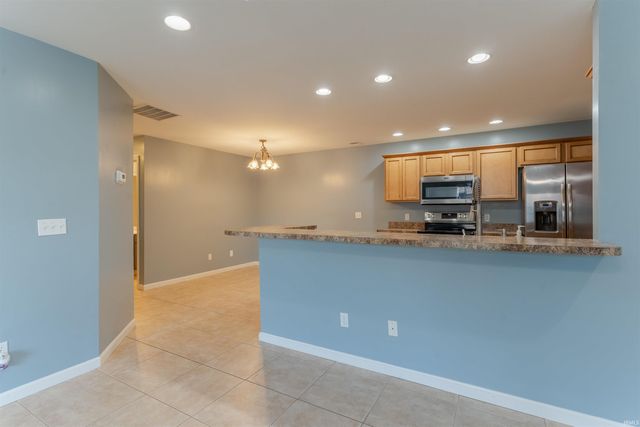 6127 Porterfield Drive, Evansville, IN 47711