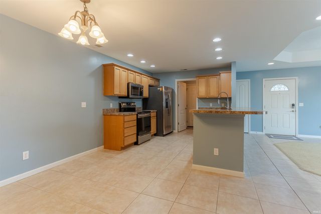 6127 Porterfield Drive, Evansville, IN 47711