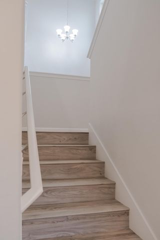 1029 N Cypress Street, Woodlake, CA 93286