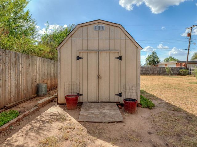 6421 N Libby Avenue, Oklahoma City, OK 73132