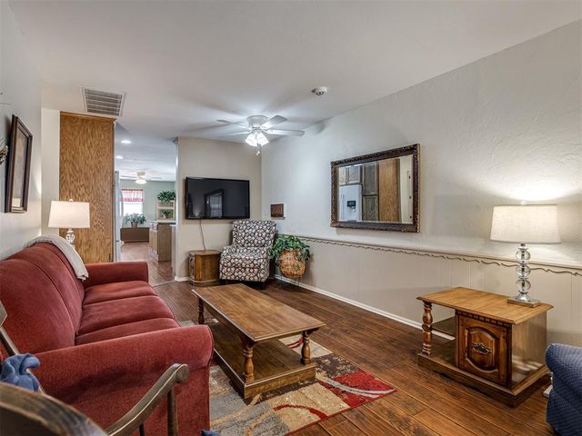 6421 N Libby Avenue, Oklahoma City, OK 73132