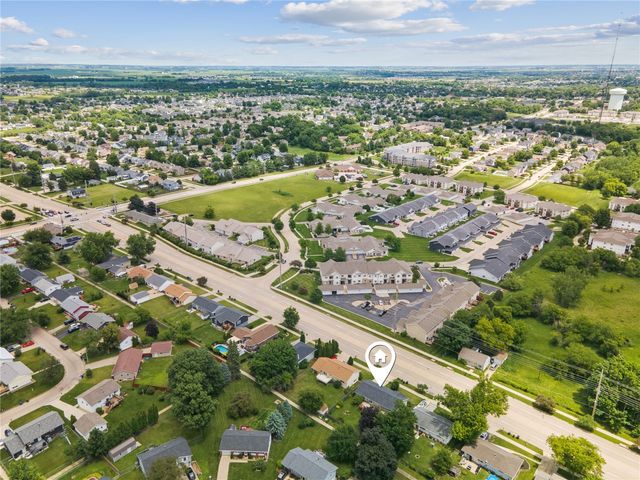 6525 Council St NE, Cedar Rapids, IA 52402