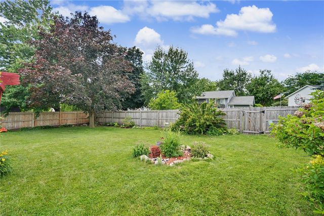 6525 Council St NE, Cedar Rapids, IA 52402