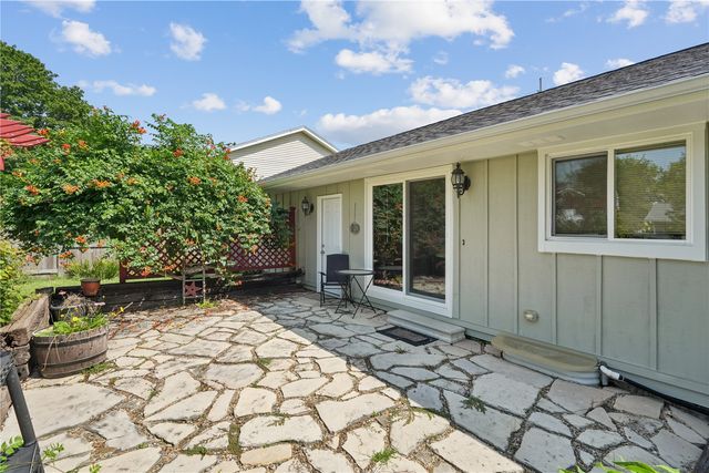6525 Council St NE, Cedar Rapids, IA 52402