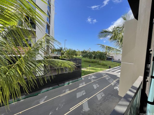 987 Queen Street 227, Honolulu, HI 96814