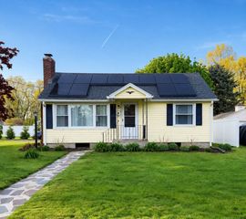 4 Jean Dr, Springfield, MA 01104