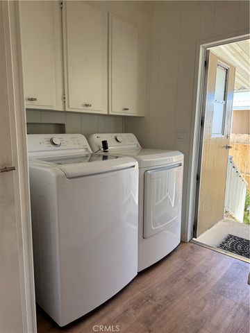 56254 29 Palms Highway 17, Yucca Valley, CA 92284