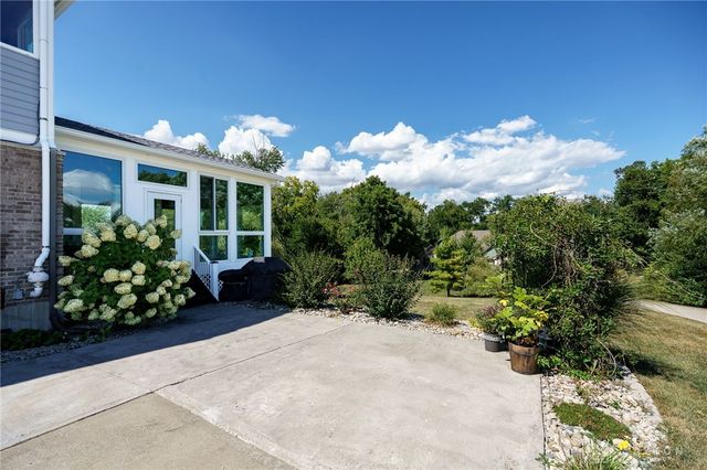 7574 Woodmere Court, Middletown, OH 45044