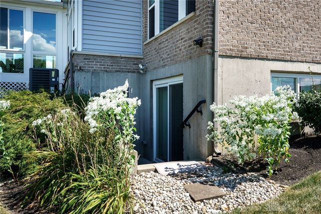 7574 Woodmere Court, Middletown, OH 45044