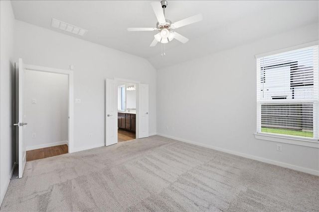 11210 Youngquist Drive, Mont Belvieu, TX 77535