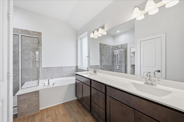 11210 Youngquist Drive, Mont Belvieu, TX 77535