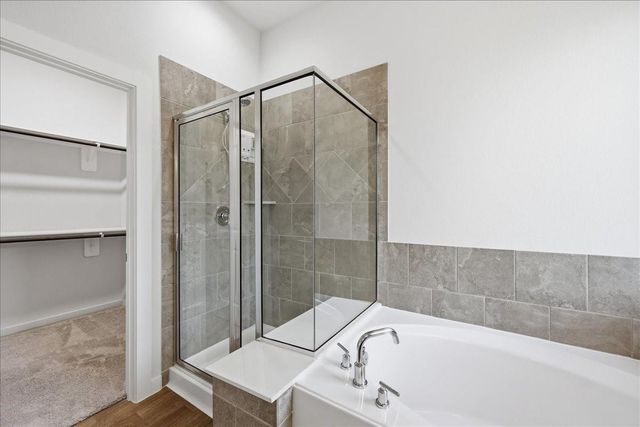11210 Youngquist Drive, Mont Belvieu, TX 77535