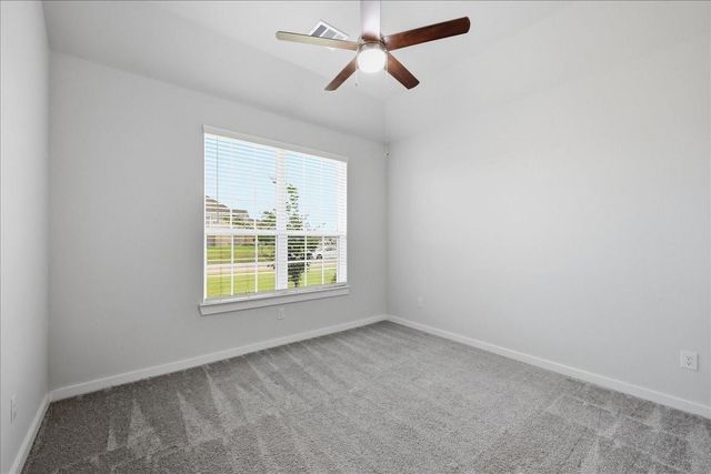 11210 Youngquist Drive, Mont Belvieu, TX 77535